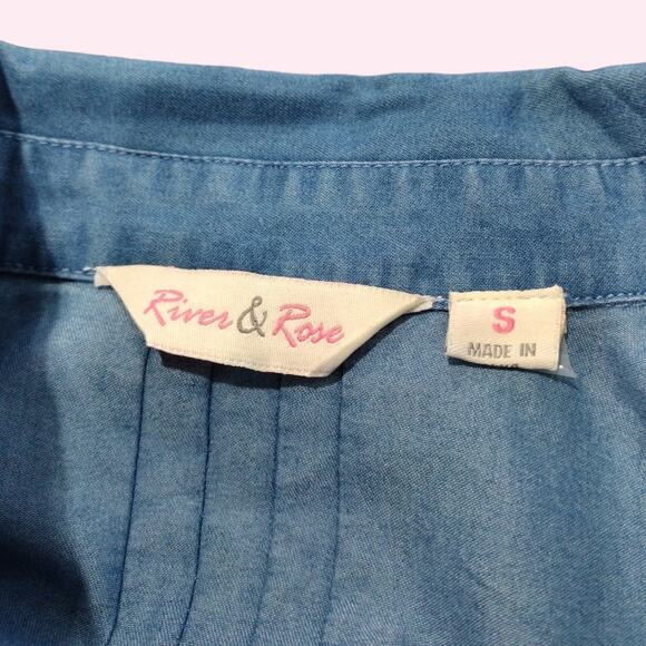 NWT Cute! Cute! Cute! RIVER & ROSE Chambray Sleeveless Dress Size SMALL - Picture 5 of 7